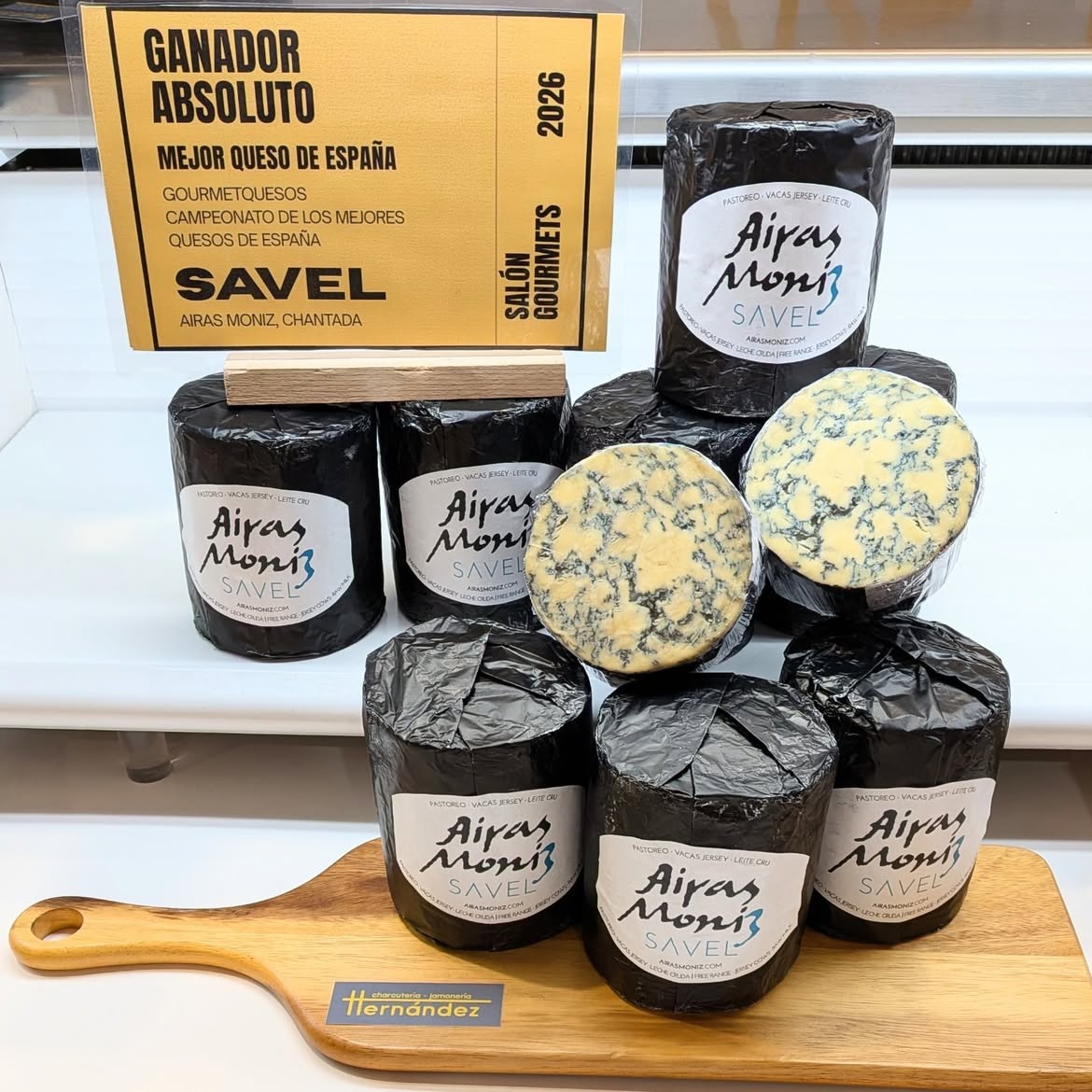Publicación de Instagram de Charcutería Hernández con productos gourmet de la tienda (2 de 9)